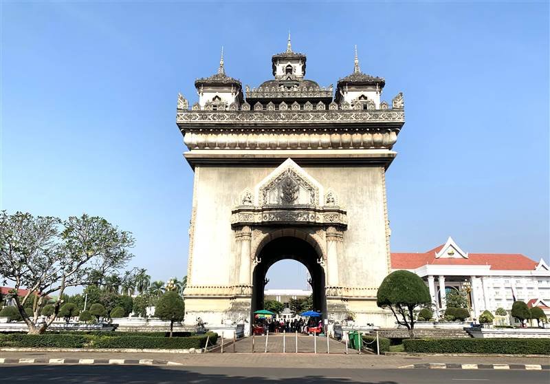 Patuxa - Khải Hoàn Mốn tại Vientiane của Lào