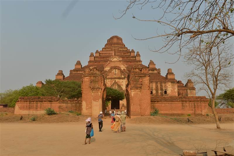 Ngỡ ngàng đền Dhammayangyi lớn nhất Bagan.
