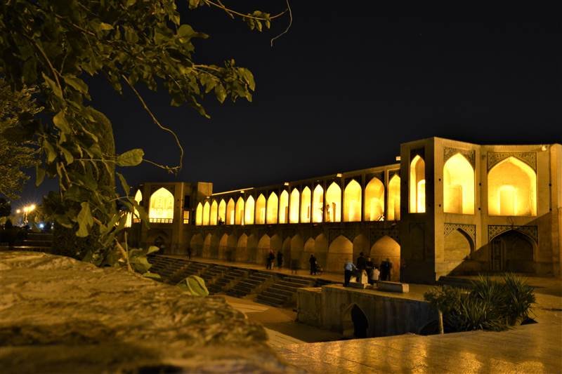 Cầu Khaju tại cố đô Isfahan Iran