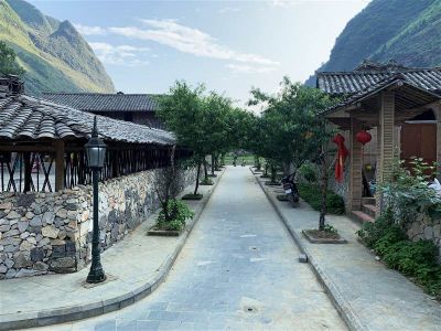 Con đường làng văn hóa cộng đồng H'Mong