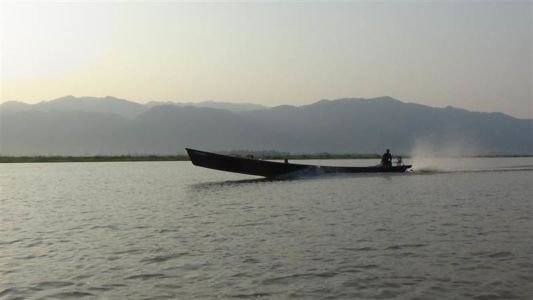 Samgoshare vào hồ Inle bang Shan Myanmar !
