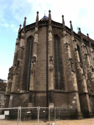 Nhà thờ Đen kiến trúc Gothic ấn tượng