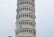 Tháp nghiêng Pisa một chiều mưa bàng bạc