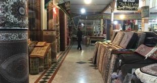 Thảm tại chợ Tabriz. Iran. Photo Samgoshare